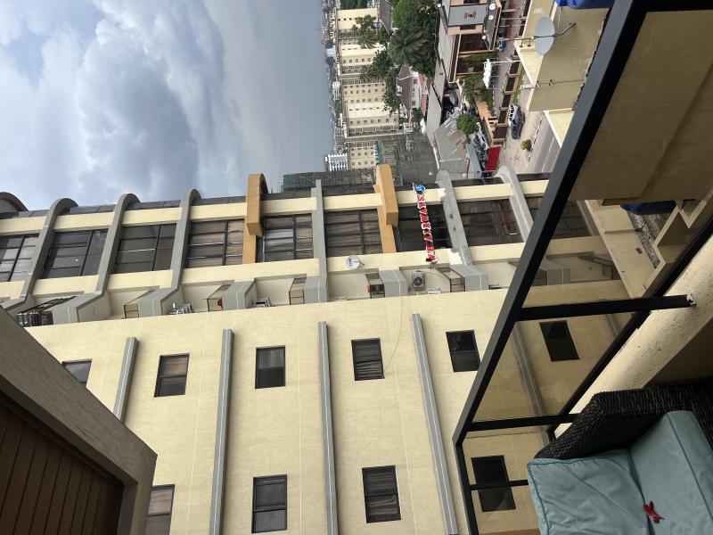 Vente de lAppartement nouvellement construit  Gombe sur le boulevard du 30 juin  PRIX DE VENTE  420.000 Ngociable  WhatsA