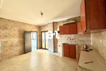 VENTE IMMEUBLE DE 6 NIVEAUX POUR 13 APPARTEMENTS SUR KINSHASA 