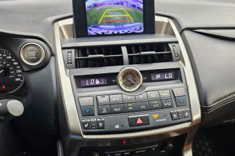 Lexus nx200