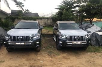 A Vendre 2 Prado TXL Sans Plaque 