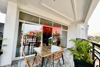 LOCATION DES SUBLIMES APPARTEMENTS MEUBLS IDENTIQUES QUI DISTRIBUENT 2 CHAMBRES 