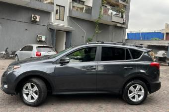 Toyota Rav2015