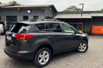 Toyota Rav2015