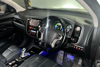 Mitsubishi outlander 2020