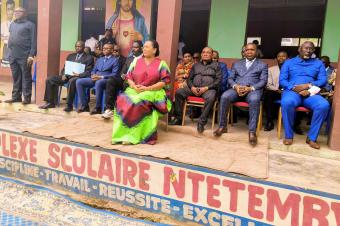 KongoCentral 1  plus de 49 000 lves passent lENAFEP les filles reprsentent presque la moiti des candidats