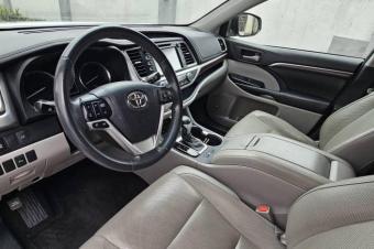 Toyota highlander 2018