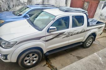Vente toyota hilux 2014