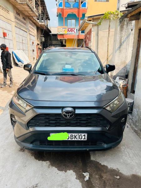 Toyota Rav4 XLE 2020