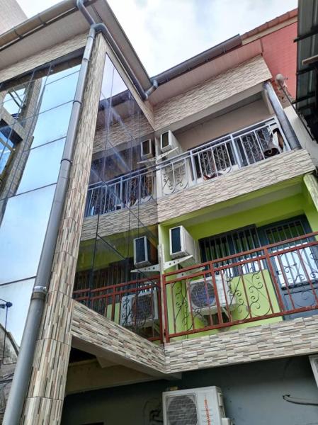 Vente appartement Kinshasa limete 9eme rue limete industriel petit boulevard 