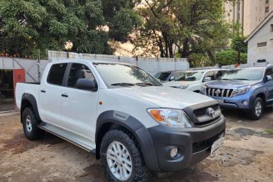 automobile_motos_velos_engins_et_pieces Consulting Immo et C  