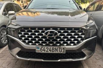 Hyundai santa fe 2023 2000 km disponible