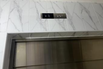 APPARTEMENT  DANS LIMMEUBLE DIKIN SUR LE BOULEVARD DU 30 JUIN