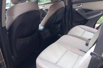 Hyundai Santa Fe  Annee  201415 Automatique Steptronique Essence 6 cylindre Interior tissus 4 x 4 47000 km 3 banquette 7 places TelephoneBleutooth Phares Led Cruise