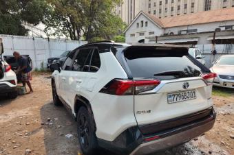 Toyota rav 4 2021 