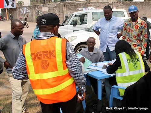 Ces collecteurs dimpts ou pagers publicains taient donc dtests dautant plus que certains prlevaient plus dargent que ncessaire ...