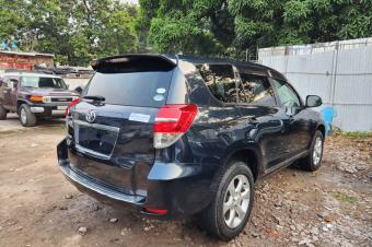 Vente Toyota vanguard 2012