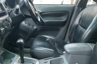 RAV4 AUTOMATIQUE ESSENCE VOLANT A DROITE OCCASION SANS PLAQUE 8800
