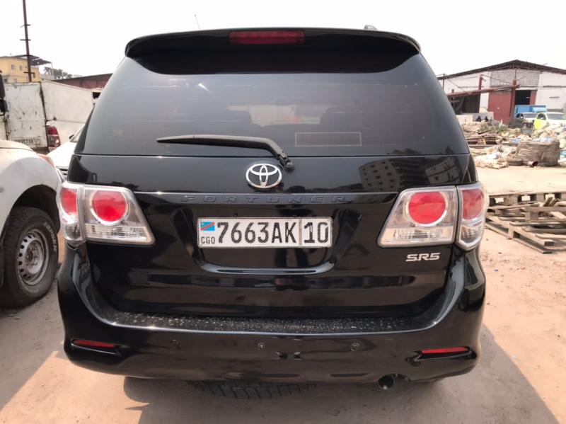 TOYOTA FORTUNER 2015