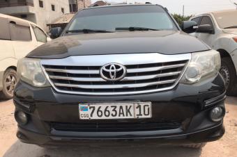 TOYOTA FORTUNER 2015
