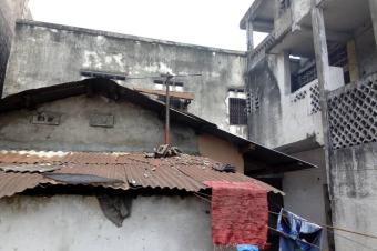 Maison Commerciale  vendre dans la commune de Kasa Vubu trs bon emplacement 