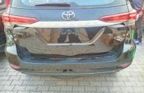 *Fortuner 2023 authentique sans plaque à vendre* Prix : *65.000$ À discuter Automatique, Essence, 4 cylindres, volant gauche, année de fabrication 2023 Localisation : *kintambo* mediacongo