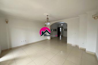 Magnifique appart des 3CHS 2 salles deau  wc visiteurs etc. Au 2me niveau dun superbe btiment  BasokoGB rf Ecole JEWELS