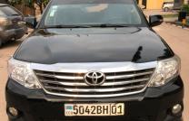 Toyota Fortuner 2014 Original 4 cylindres automatique couleur d’origine en très bonne état 24500 a discuter légèrement  mediacongo