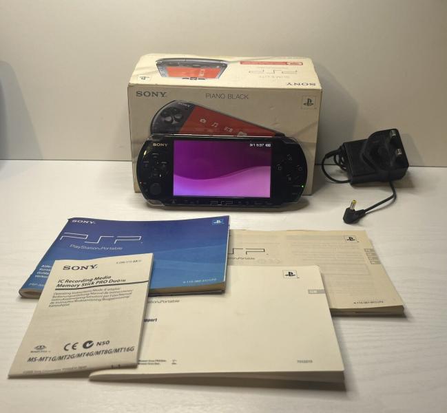 Sony Slim PlayStation Portable  Console PSP Slim 3000 94Whatsapp  13654359327