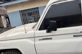 TOYOTA LAND CRUISER LONG CHASSIS A VENDRE
