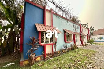 VENTE PARCELLE DE 606m  AVEC BTISSE DE 3 CHAMBRES SUR KINSHASANGALIEMA  proximit du rond point Safricas  