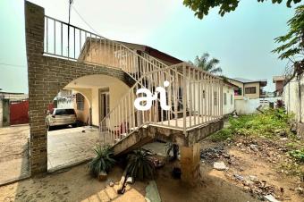 VENTE PARCELLE DE 469m AVEC BTISSE DE 4 CHAMBRES SUR KINSHASANGALIEMA 