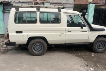 TOYOTA LAND CRUISER LONG CHASSIS A VENDRE