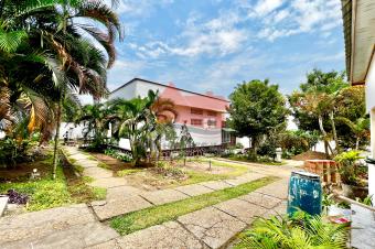 OPPORTUNIT DE LOUER UNE SUBLIME VILLA CONTEMPORAINE