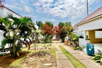 OPPORTUNIT DE LOUER UNE SUBLIME VILLA CONTEMPORAINE