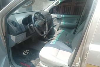 TOYOTA HILUX A VENDRE 