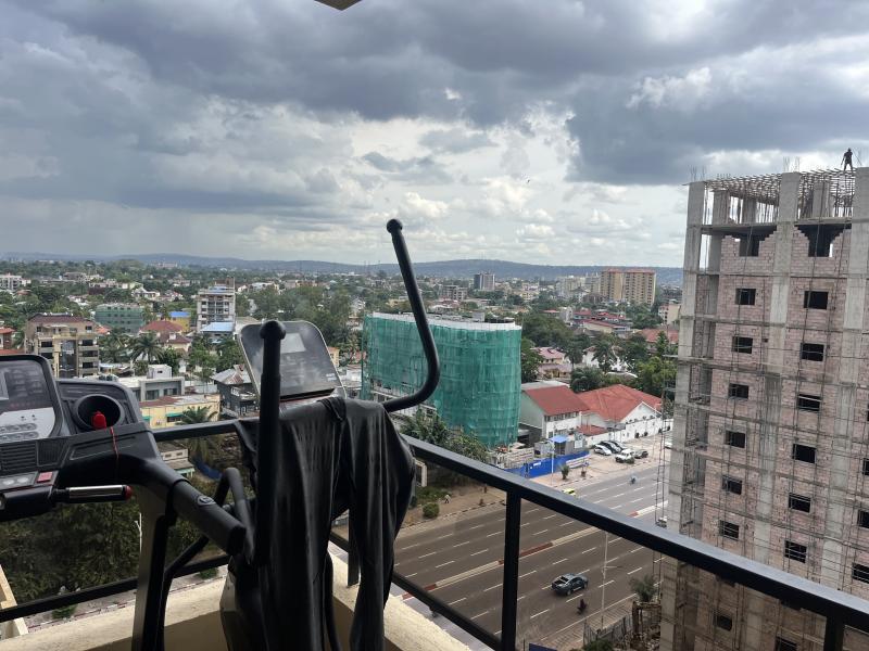 Appartement  vendre sur le boulevard du 30 juin dans la commune de la Gombe 