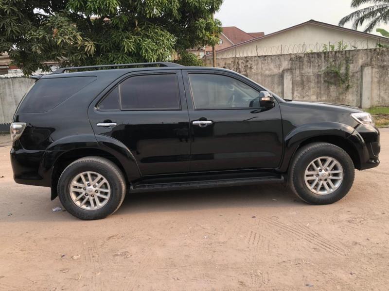 TOYOTA FORTUNER 2015 AUTHENTIQUE A VENDRE 