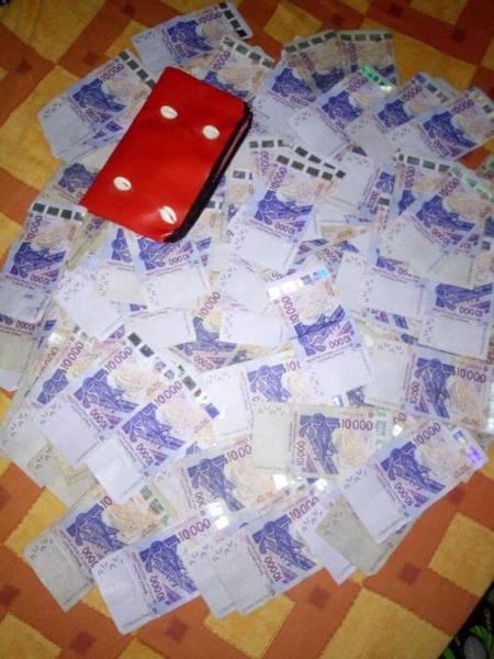 Portefeuille magique sans danger  Comment devenir riche avec un portefeuille magique 