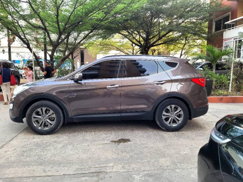 HYUNDAI SANTAFE 2015
