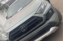 ??NEW RAV4 XLE Non Hybride Anne 2019-2020 Automatique  Climatisation impeccable  Fulls options  Essence ⛽️  Volant gauche  Intérieur très propre en cuir  Toit panoramique  Sans plaq automobile_motos_velos_engins_et_pieces