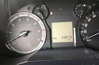 Toyota Prado Txl authentique couleur dorigine climatis automatique Essence volant gauche prix 68000  dbattre localisation appel 