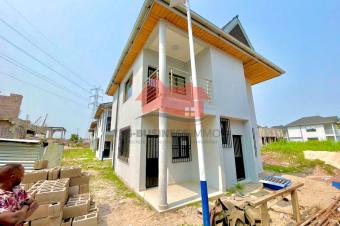 VENTE DUNE SUPERBE VILLA DUPLEX AU SEIN DUNE CONCESSION. SITUE  MONT NGAFULA MBUDI.