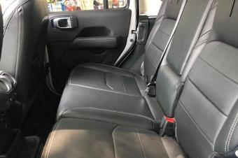 Jeep Wrangler Anne de fabrication 2022 Sans plaque Full options Panoramique Automatique Essence 6 Cylindres V6 Couleur dorigine Climatisation impeccable Kilomtrage faible Prix 5