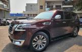 Nissan patrol 2018 original modifier 2022 essence automatique v8 kilométrage 32000 3 banquette caméra de recul full option Prix 55000 à discuter