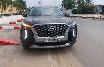 Hyundai palisade couleur d'origine entièrement automatique essence faible kilométrage intérieur cuire très propre prix 42000$ à discuter légèrement mediacongo