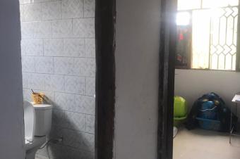 NGALIEMA Pompagederriere Ecole Reverend Kimex Espoire Mise en location dun appartement de deux  salon salle  manger cuisine et salle de bain.