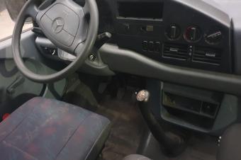 MERCEDES SPRINTER SANS PLAQUE