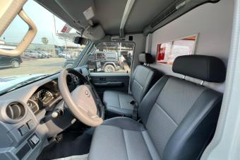 TOYOTA LAND CRUISER NEUF 