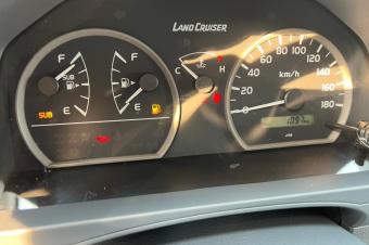 TOYOTA LAND CRUISER NEUF 