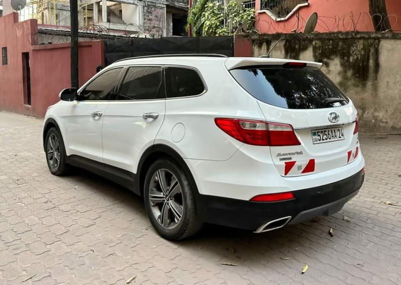 HYUNDAI SANTAFE GRAND A VENDRE 